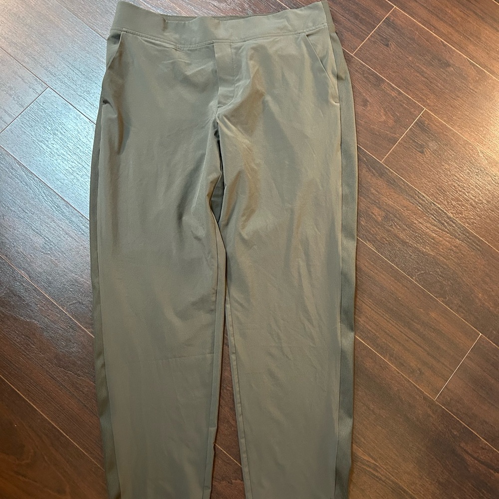 Athleta Green Lightweight Business Casual